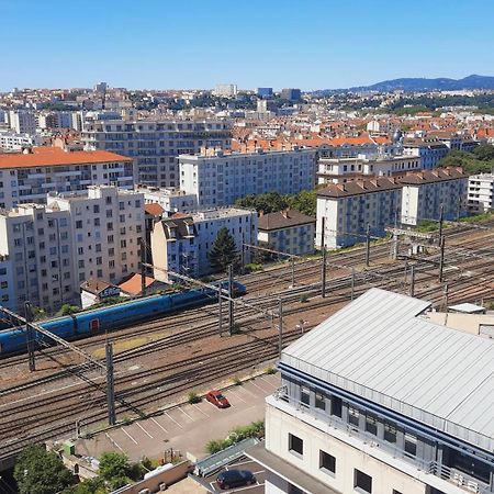 Terrasse De La Gare Lejlighed Lyon Eksteriør billede