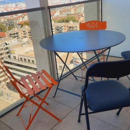 Terrasse De La Gare Lejlighed Lyon Eksteriør billede